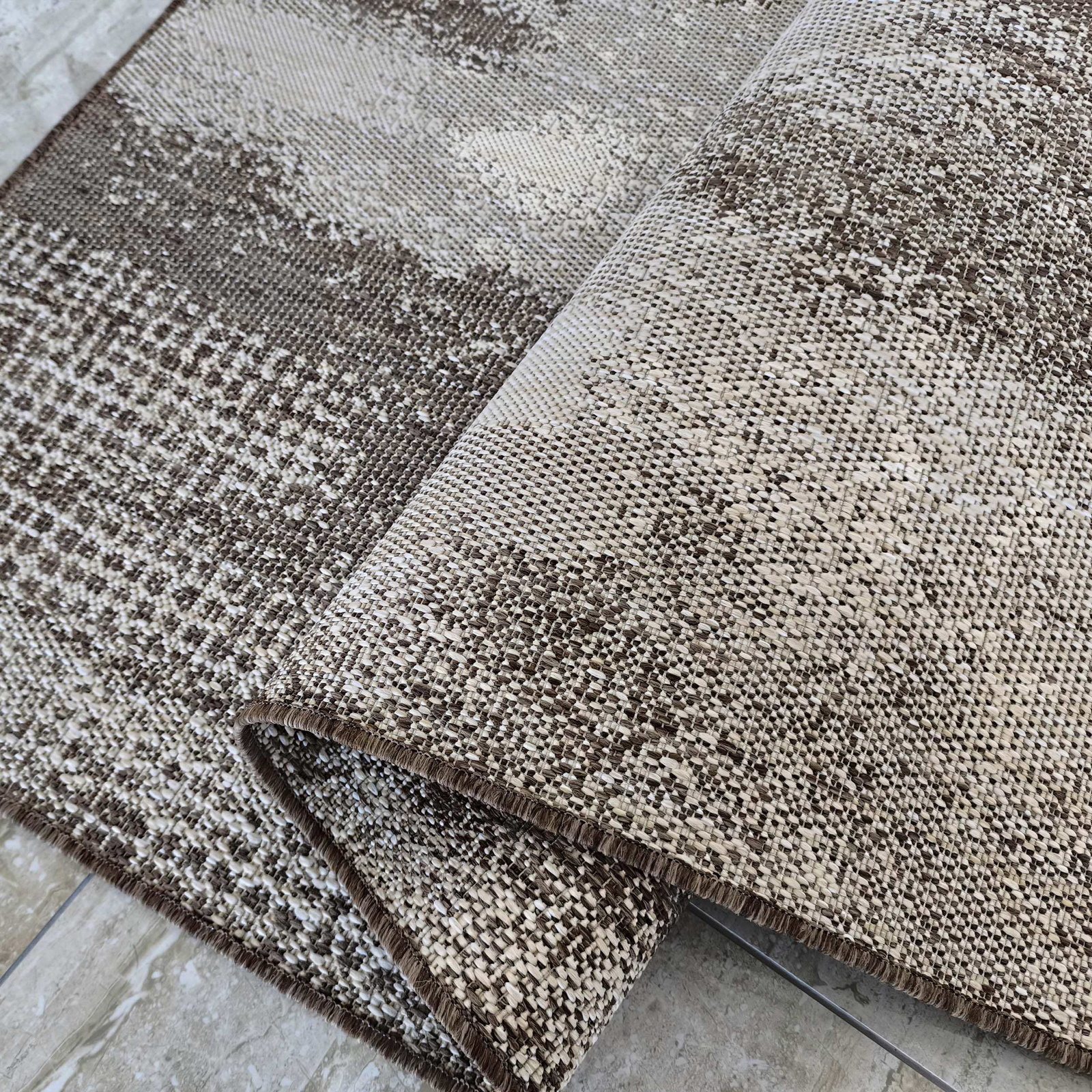 Chodnik sznurkowy na metry PATIO 10 brązowy 60 cm
