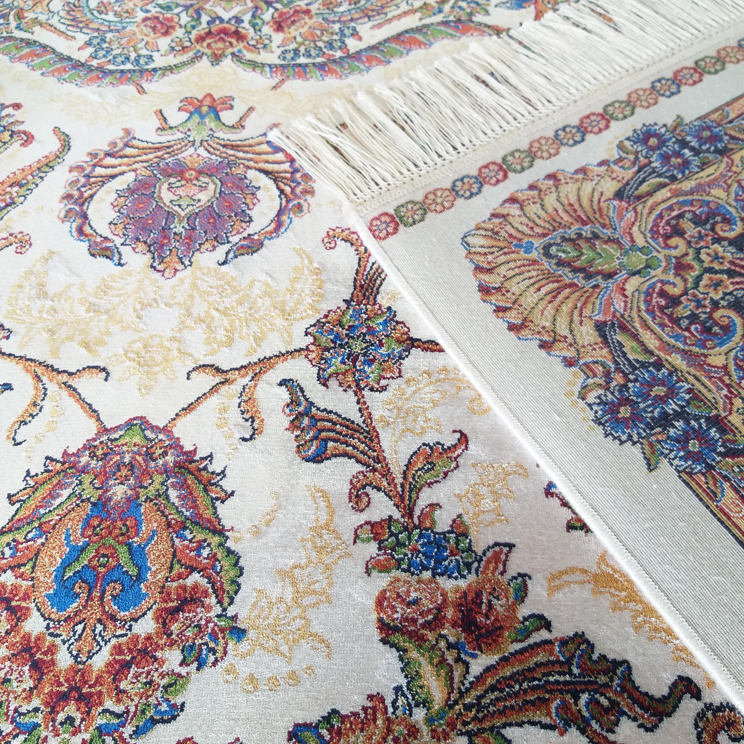 Dywan ekskluzywny Qum Silk 08 - kremowy Dywan ekskluzywny Qum Silk 08 - kremowy