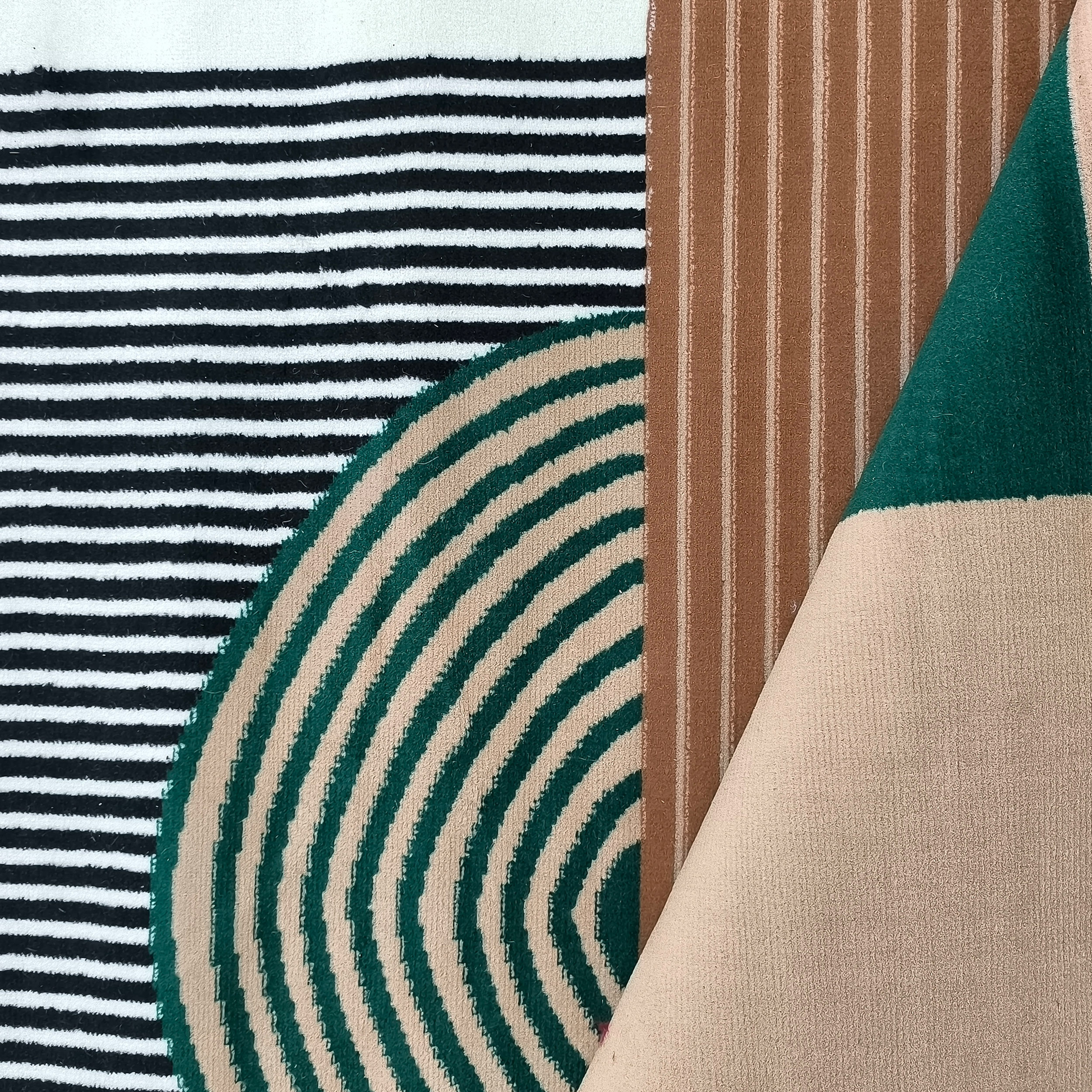 Dywan Klasyczny BCF Alfa 18 czarno-zielony