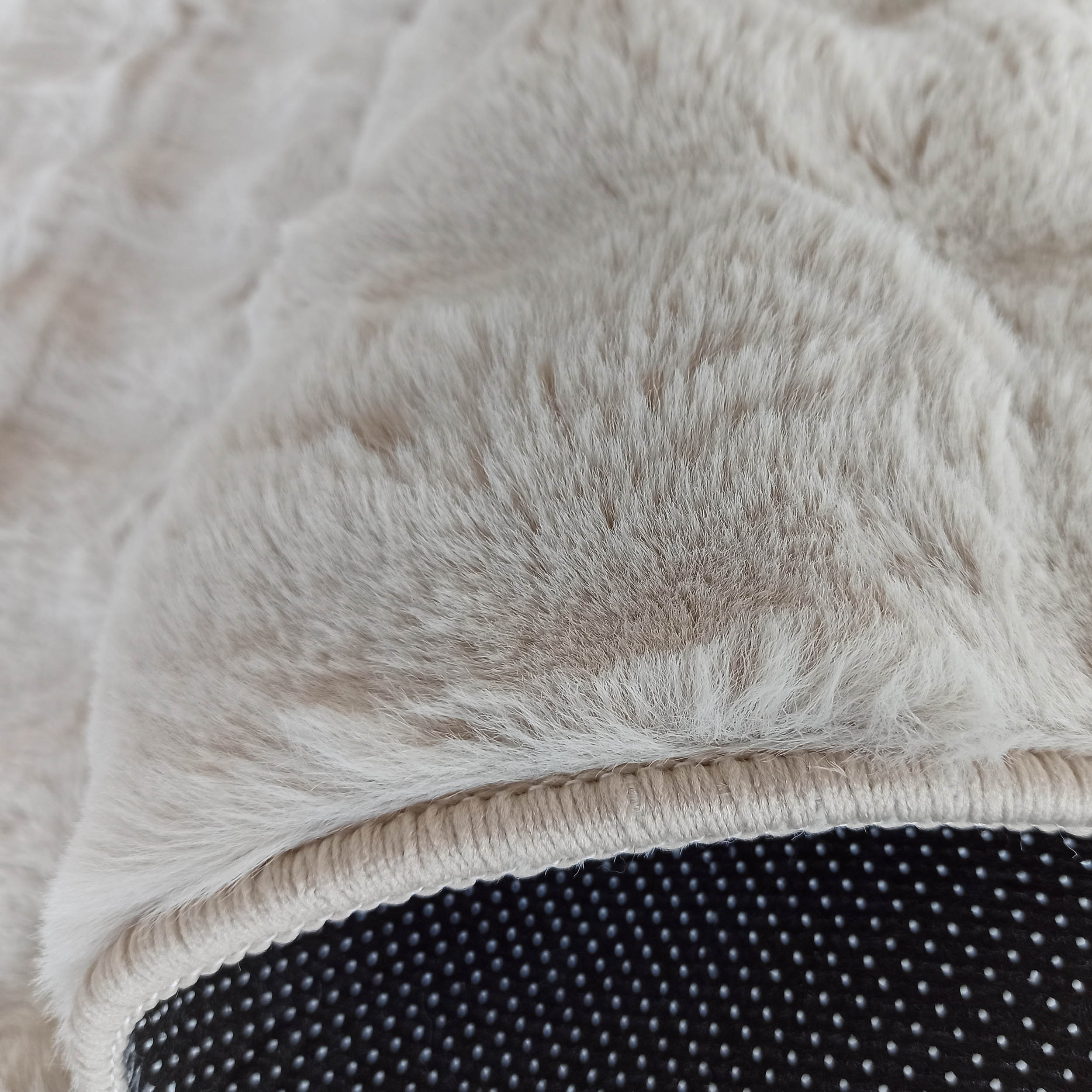 Dywan Merlin 3D Shaggy Typu Rabbit  - Latte Dywan Merlin 3D Shaggy Typu Rabbit  - Latte