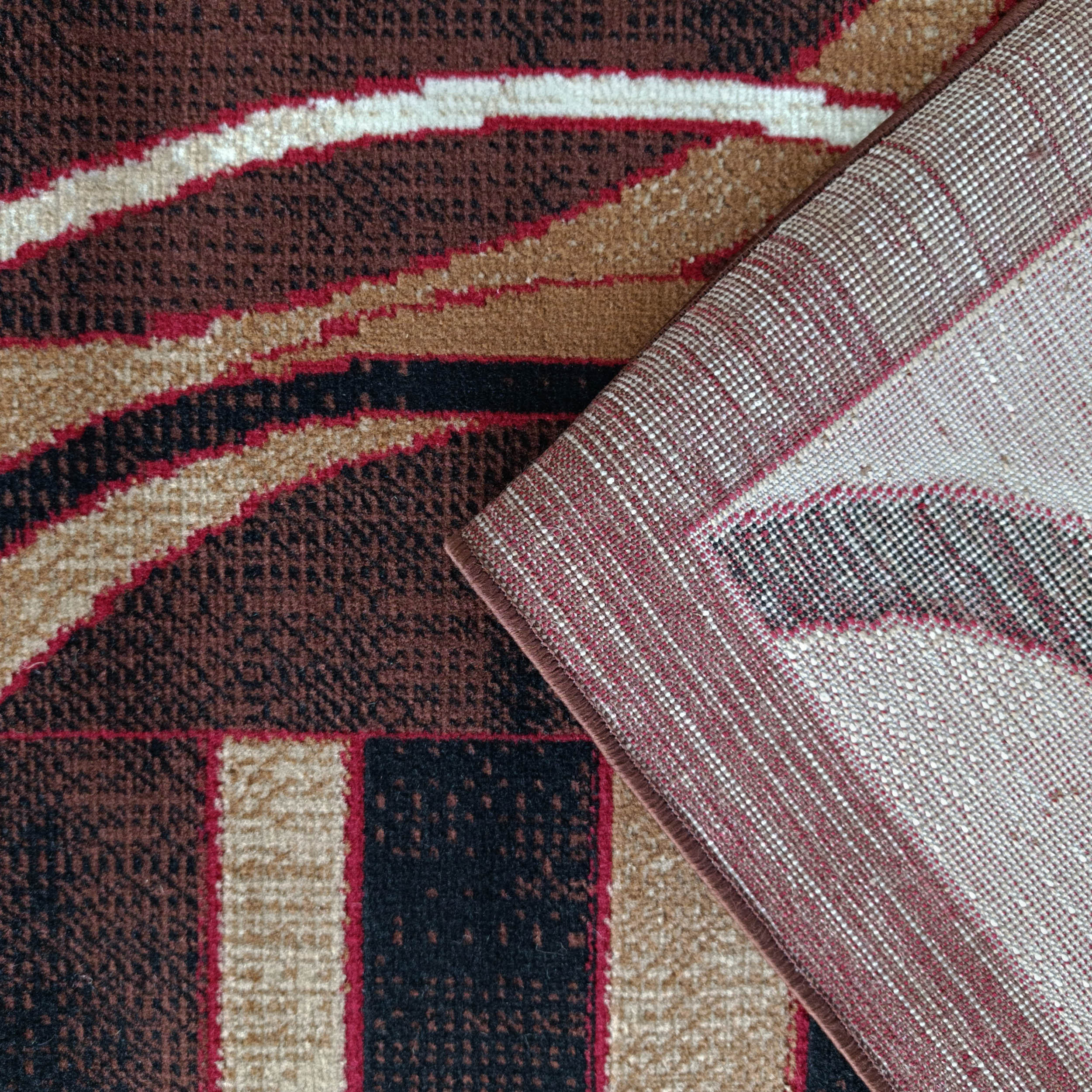 Dywan Klasyczny BCF Alfa 22 brązowy