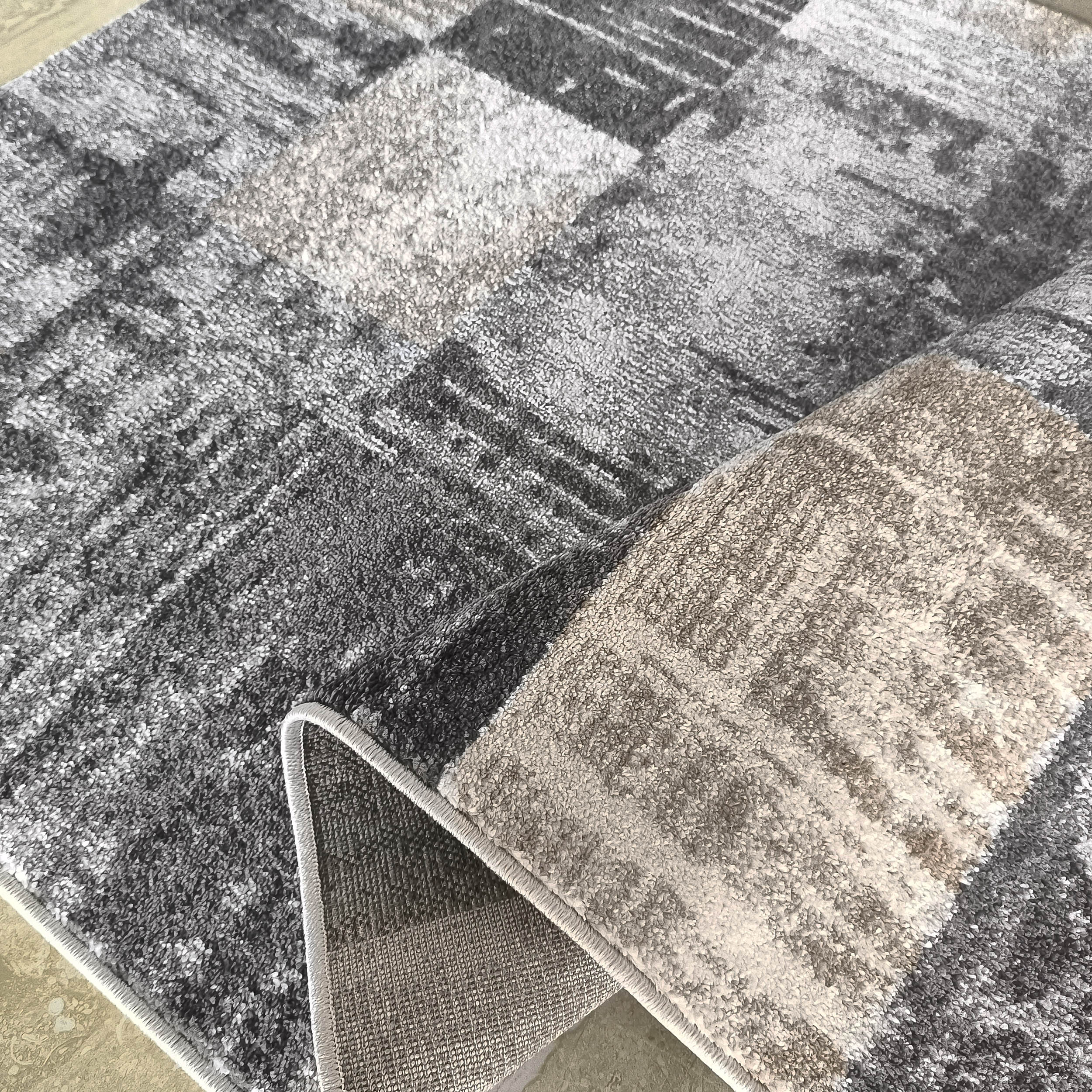 Chodniki Dywanowe Na Metry Panamero 24 Szary - 120 cm