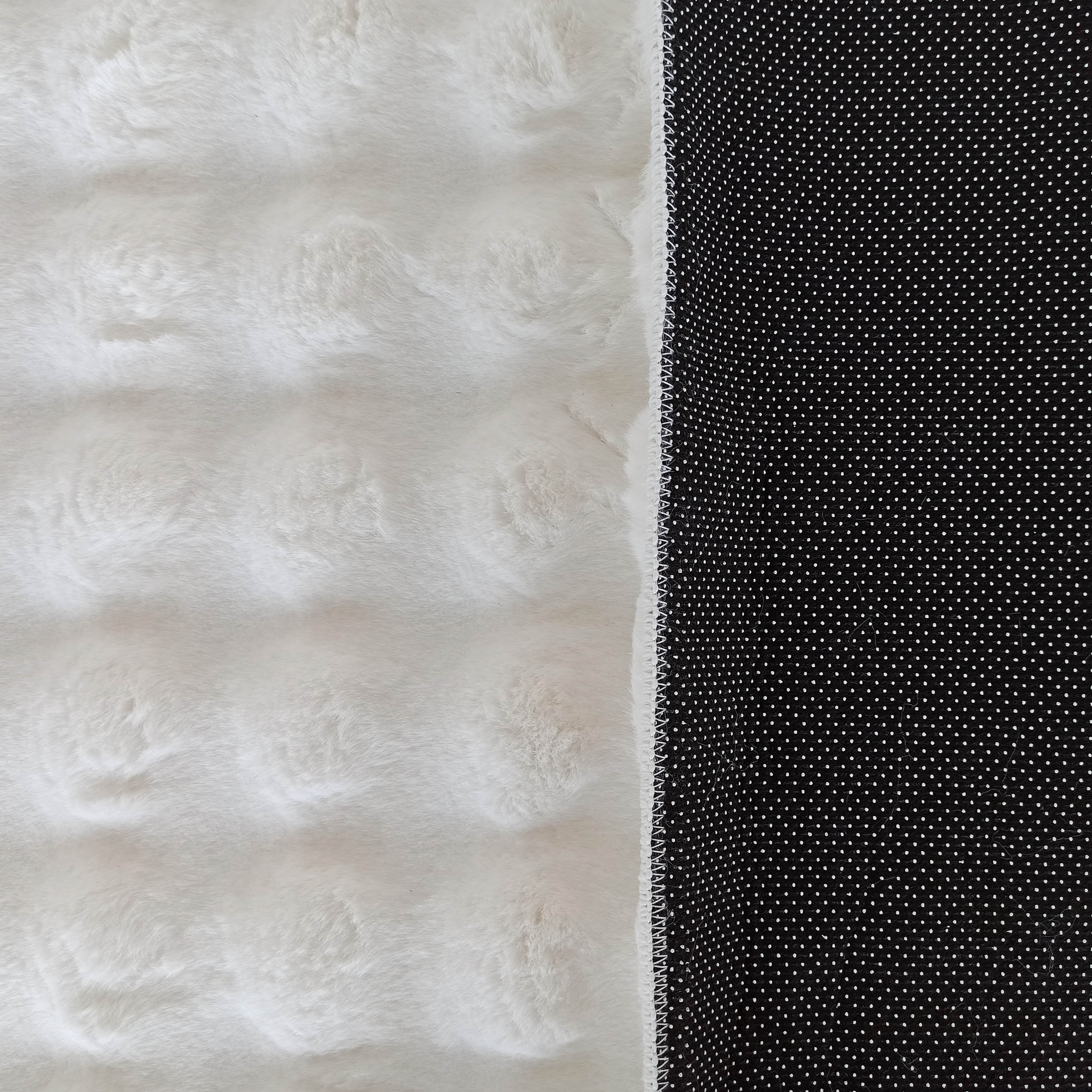 Dywan Merlin 3D Shaggy Typu Rabbit  - Biały