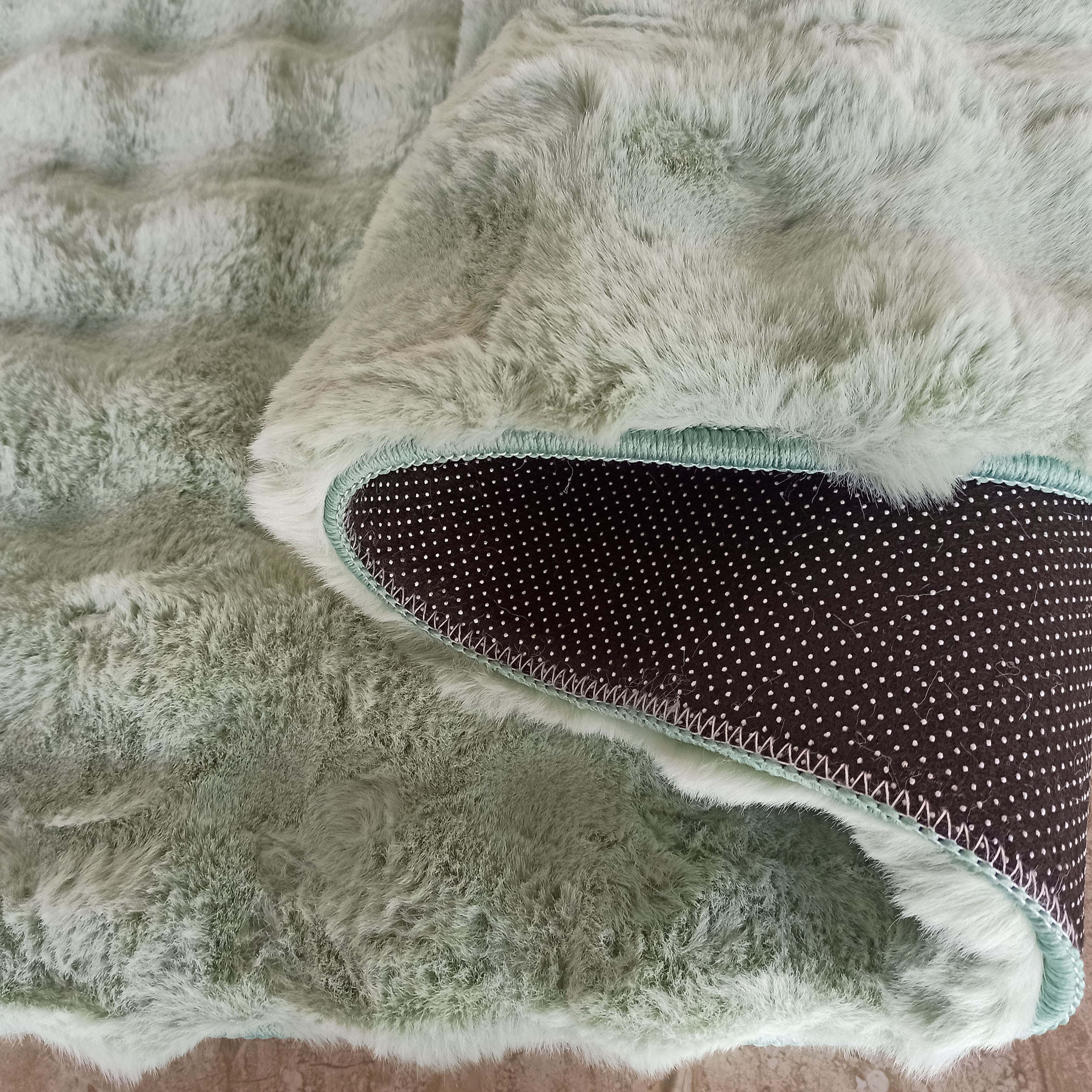 Dywan Merlin 3D Shaggy Typu Rabbit  - Miętowy Dywan Merlin 3D Shaggy Typu Rabbit  - Miętowy